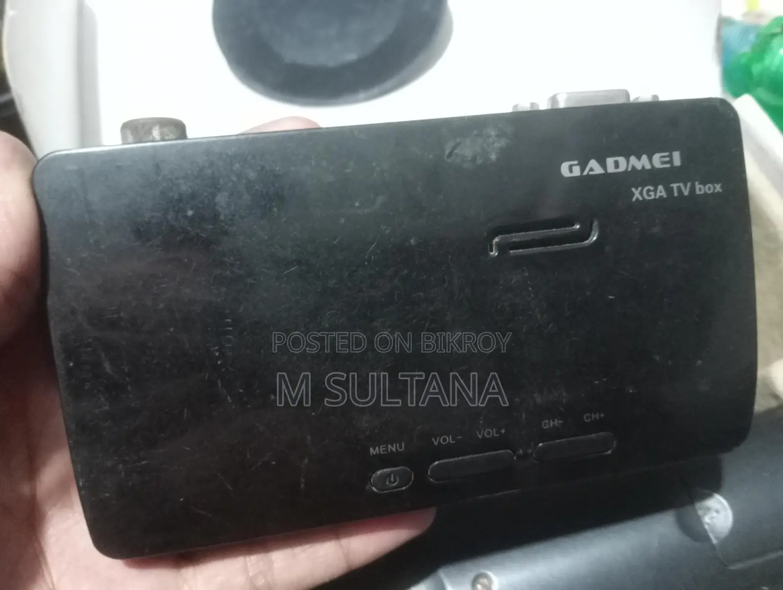 GADMEI TV2830E XGA TV Box