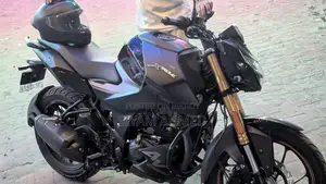 Hero Xtreme 160R . 2025