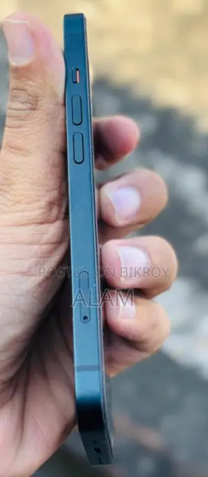 Apple iPhone 14 (Used)
