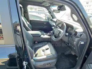 Toyota Land Cruiser PRADO 250 VX 2024