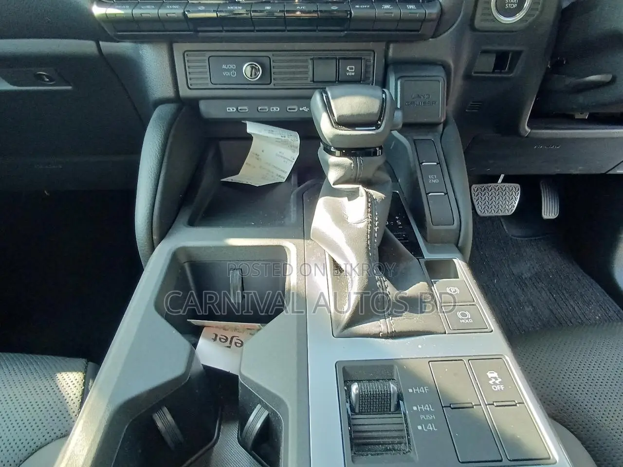 Toyota Land Cruiser PRADO 250 VX 2024