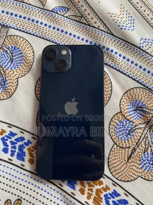 Apple iPhone 13 (Used)