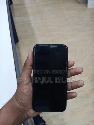 Apple iPhone XR (Used)