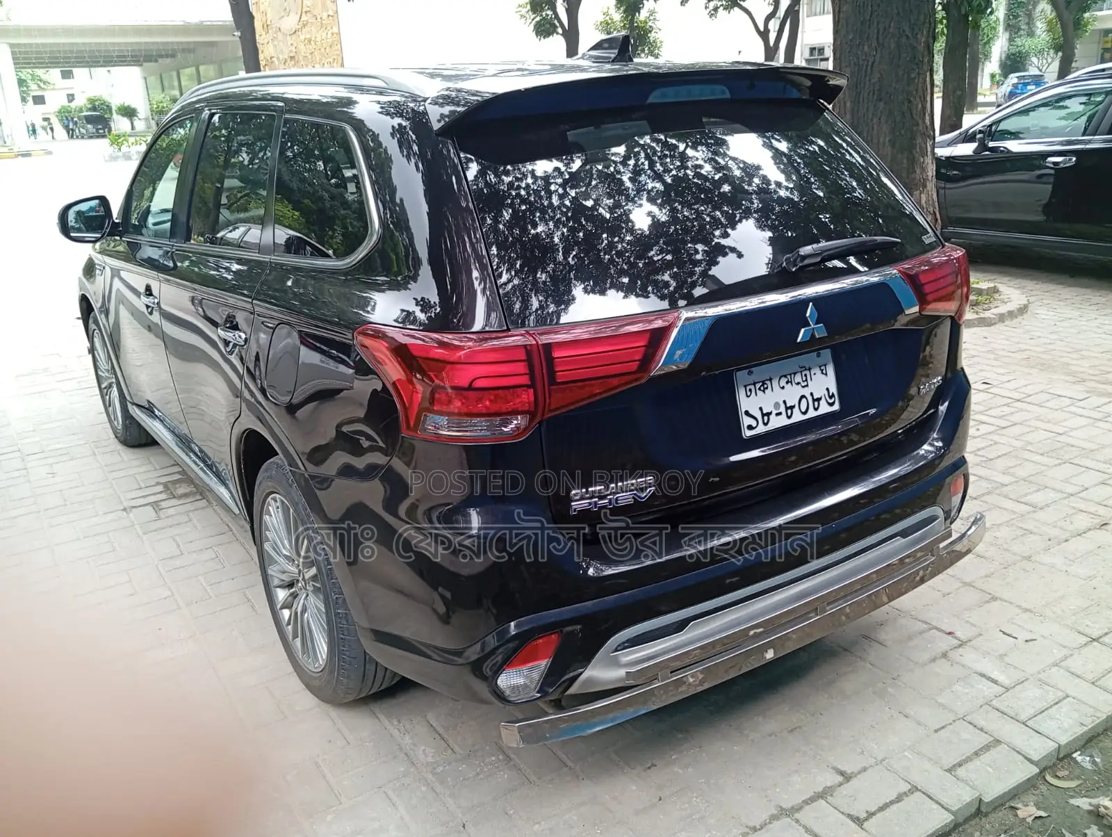 Mitsubishi Outlandar . 2019