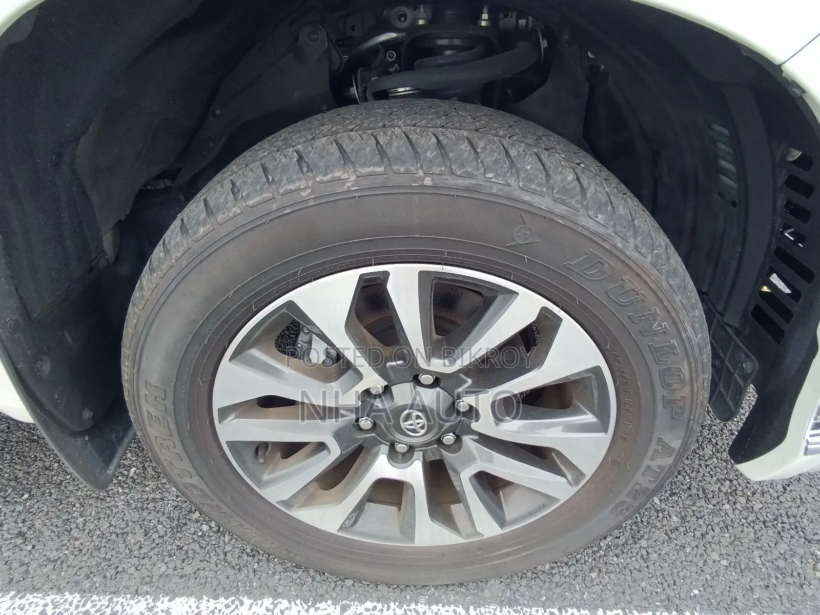 Toyota Land Cruiser Prado TXL 2022