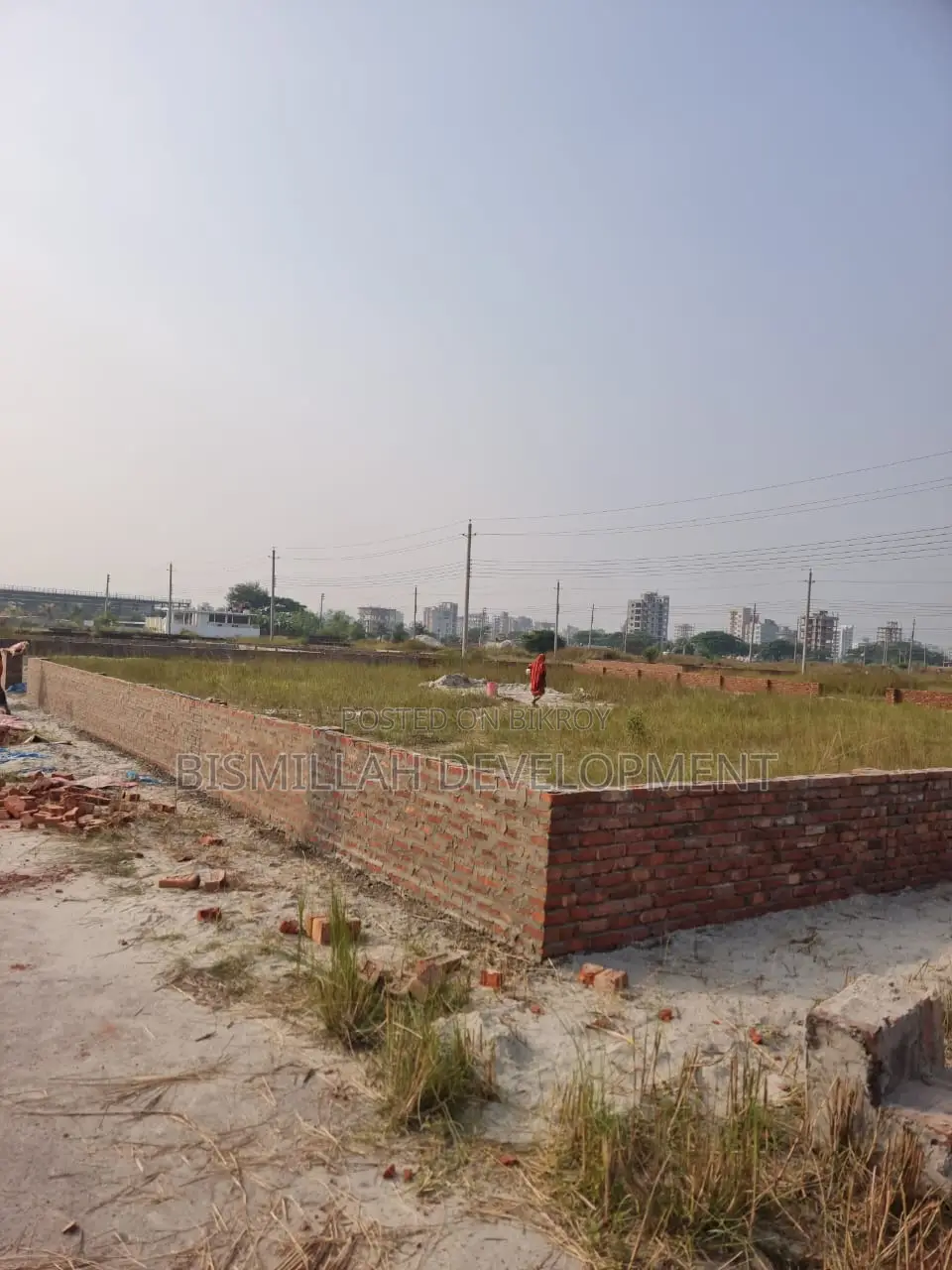 15 KATHA LAND SALE N-BLOCK TWO WAY ROAD NEAR 200FIT@BASHUNDHARA R/A
