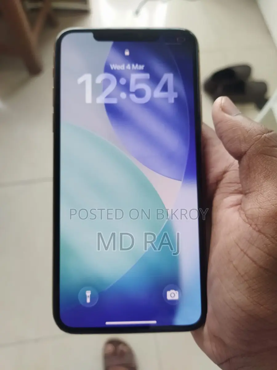 Apple iPhone 11 Pro Max (Used)