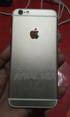 Apple iPhone 6S (Used)