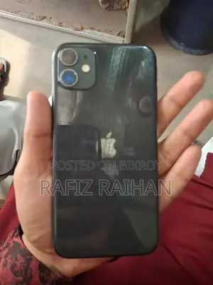 Apple iPhone 11 (Used)