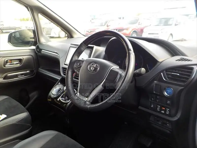 Toyota Esquire GiP Package 2021