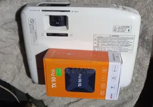 Epson Eb-x18 Projector With Android Tv Box Fresh Conditions