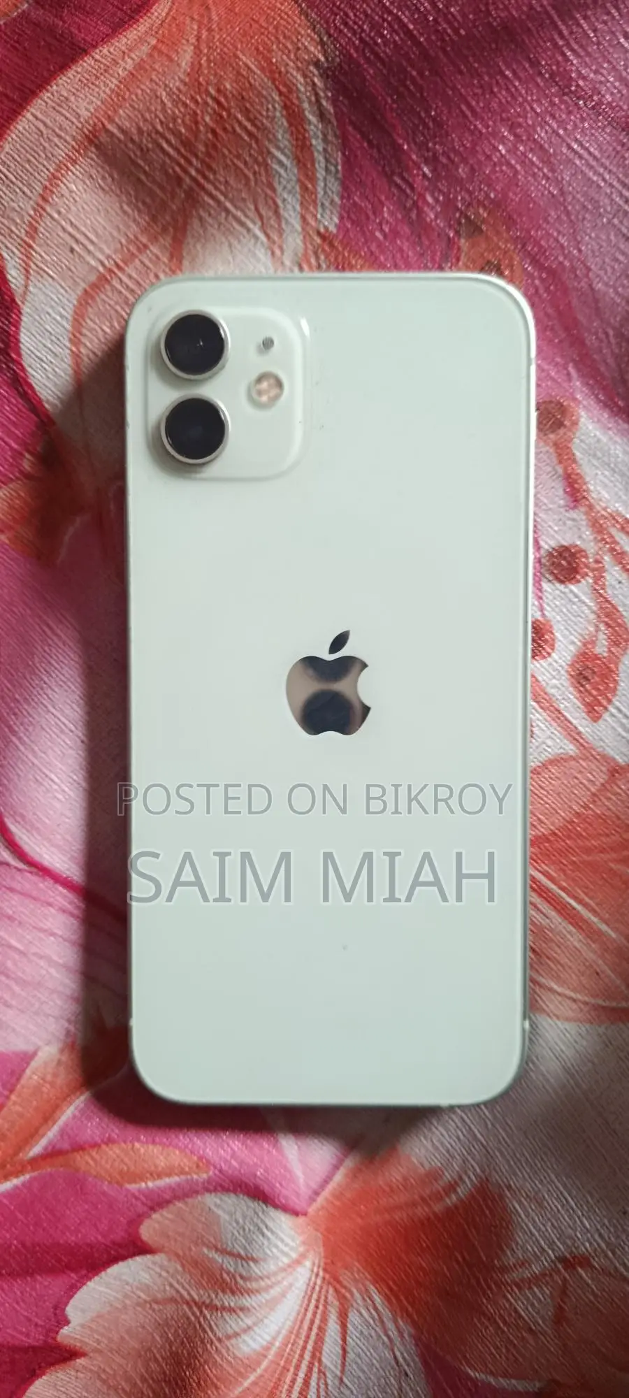 Apple iPhone 12 (Used)