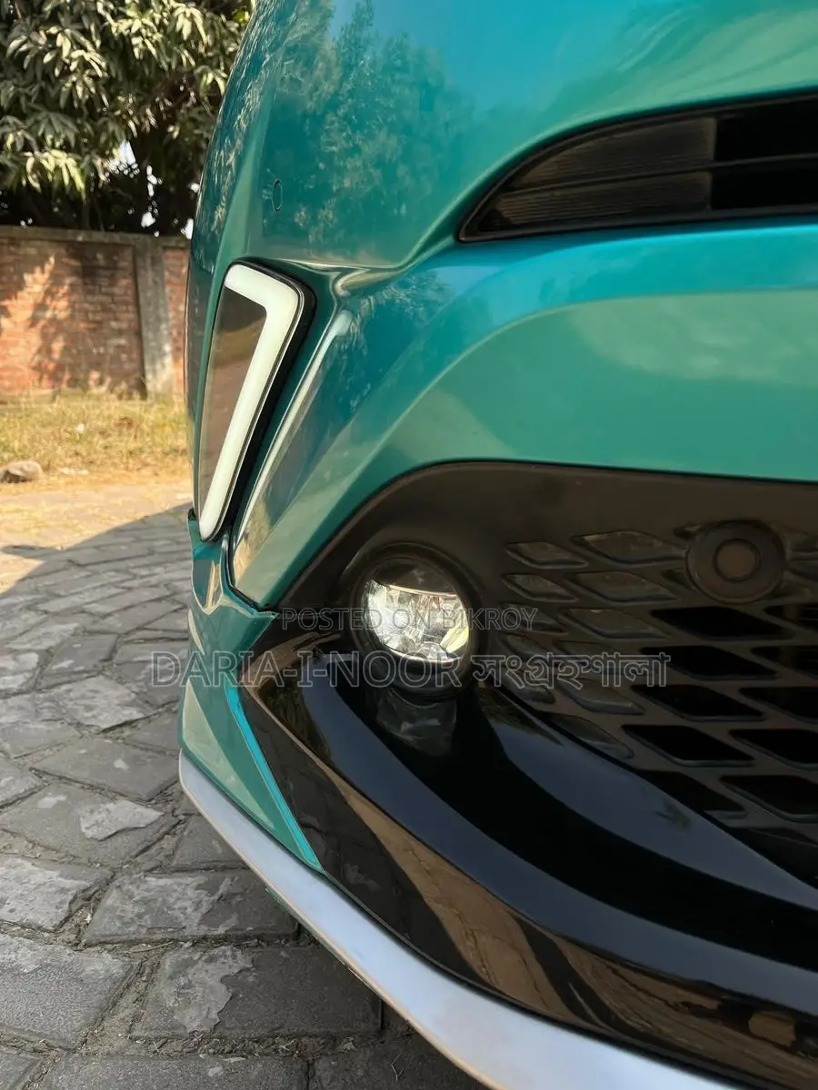 Toyota C-HR G LED ২০১৮