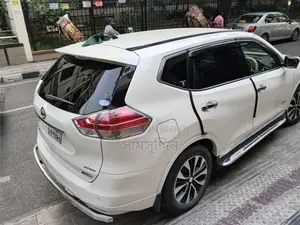 Nissan X-Trail . 2015