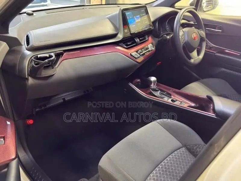 Toyota C-HR ST 2021 White
