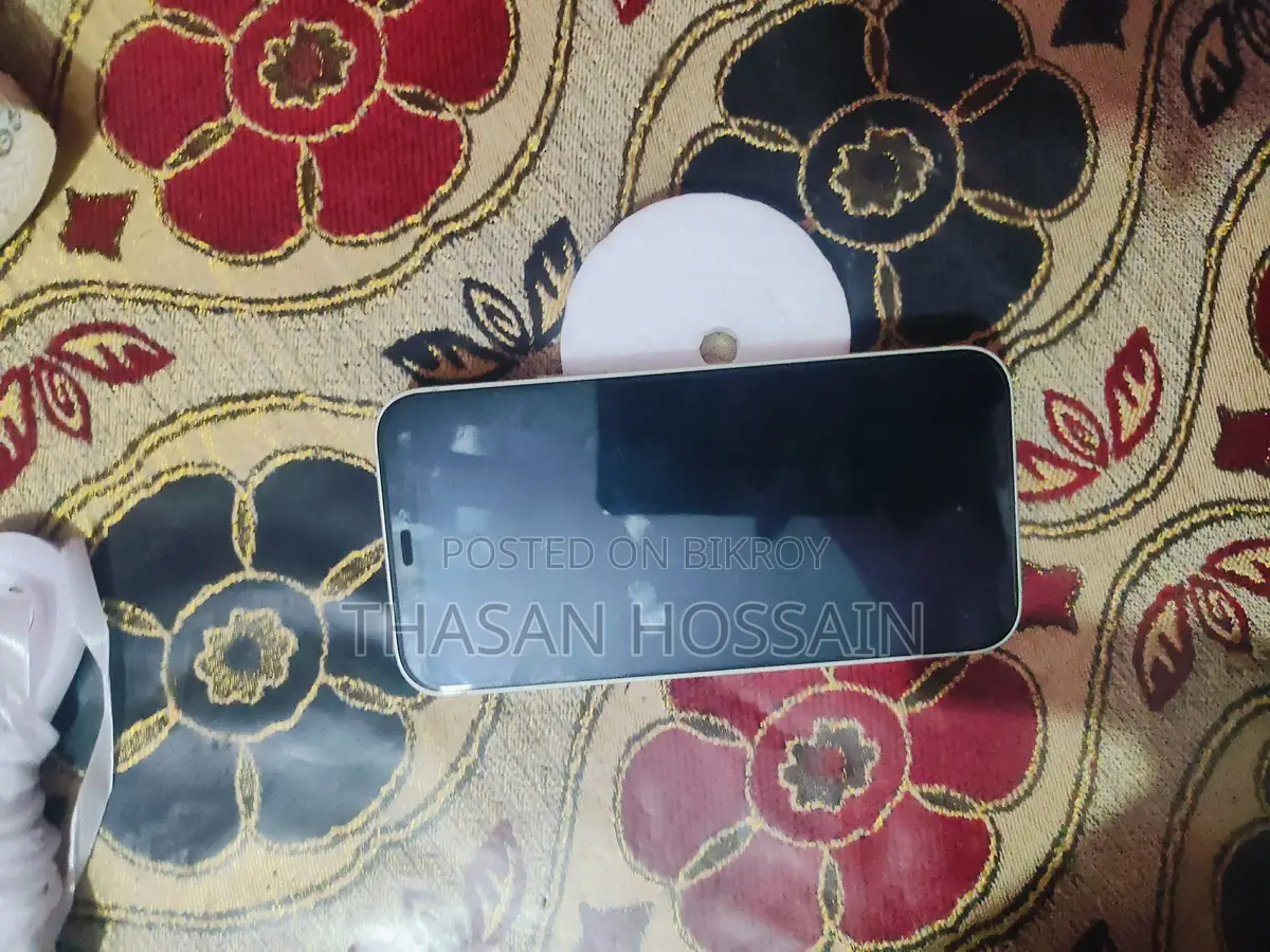 Apple iPhone 12 urgent sell (Used)