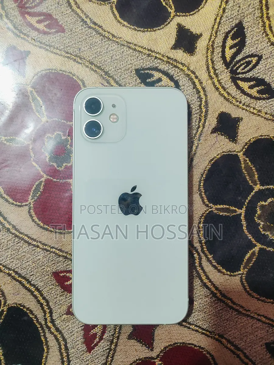 Apple iPhone 12 urgent sell (Used)
