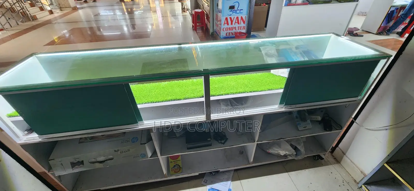 7 feet / 1.5 feet mobile desk for sale