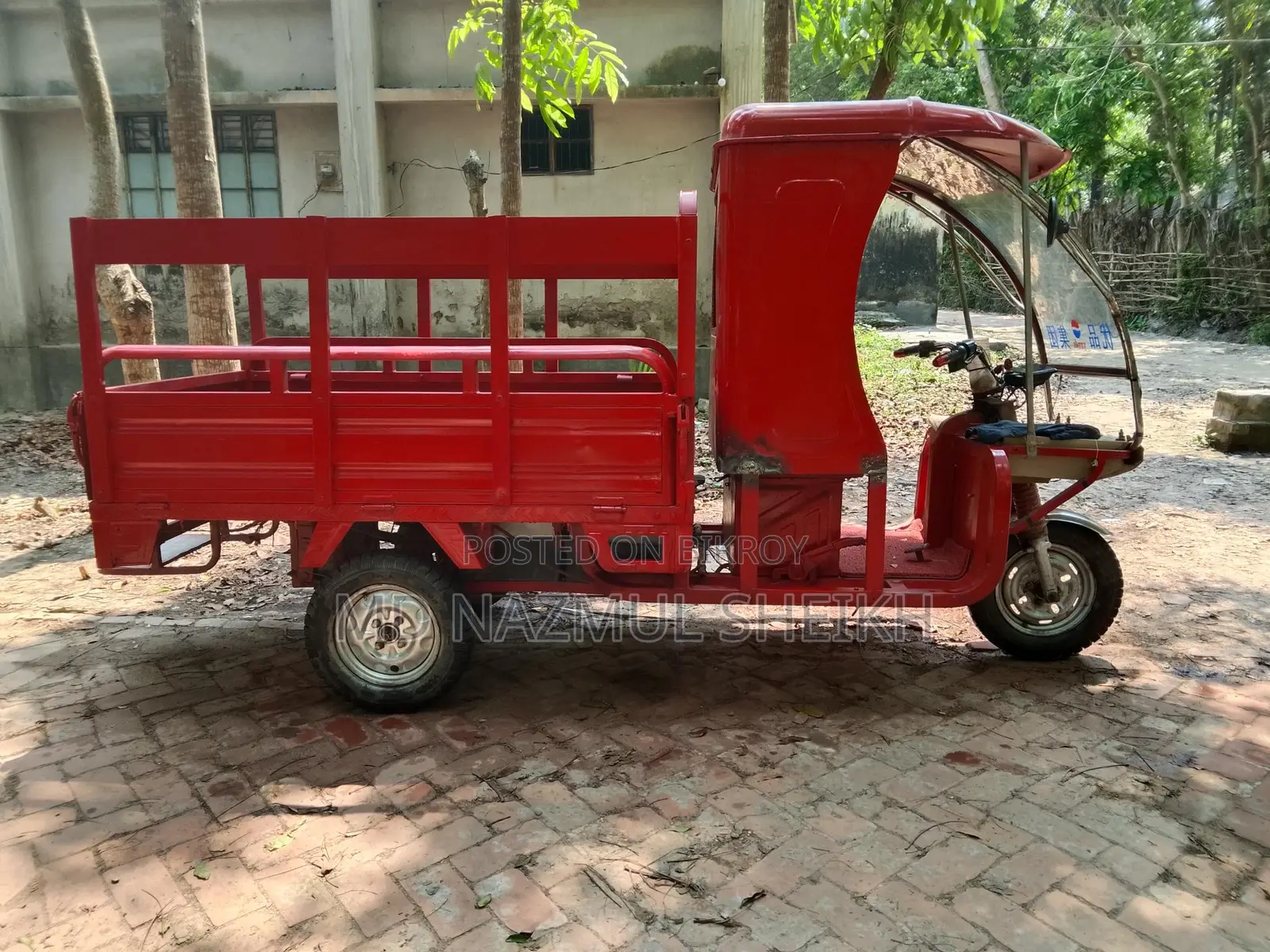 একটি ট্রলি ইজিবাইক বিক্রয় হবে