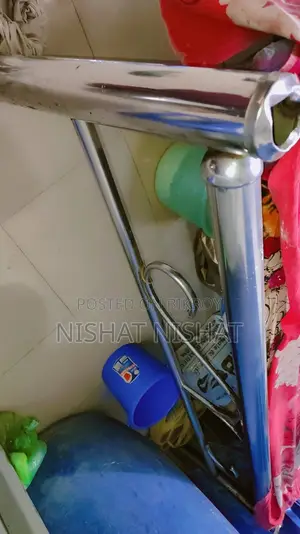 একটি স্টিলের খাট বিক্রি করা হবে
