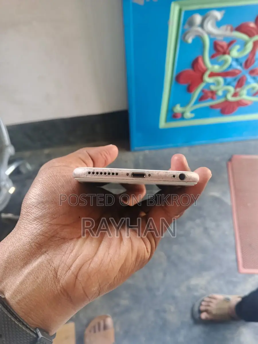 Apple iPhone 6 Plus . (Used)