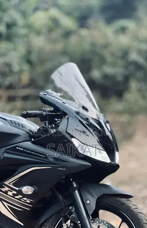 R15 v3 Areox visor