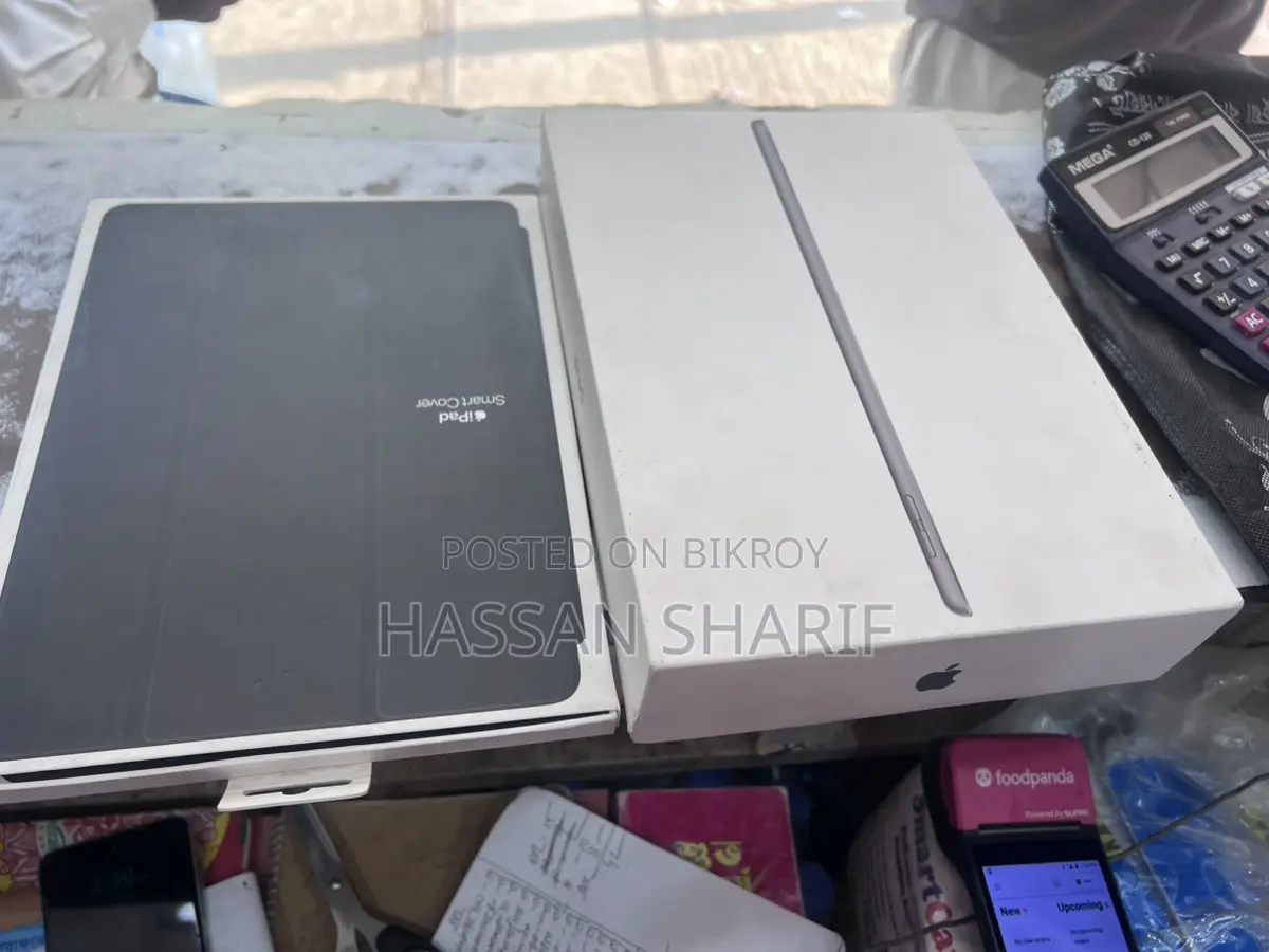 Apple iPad (Used)