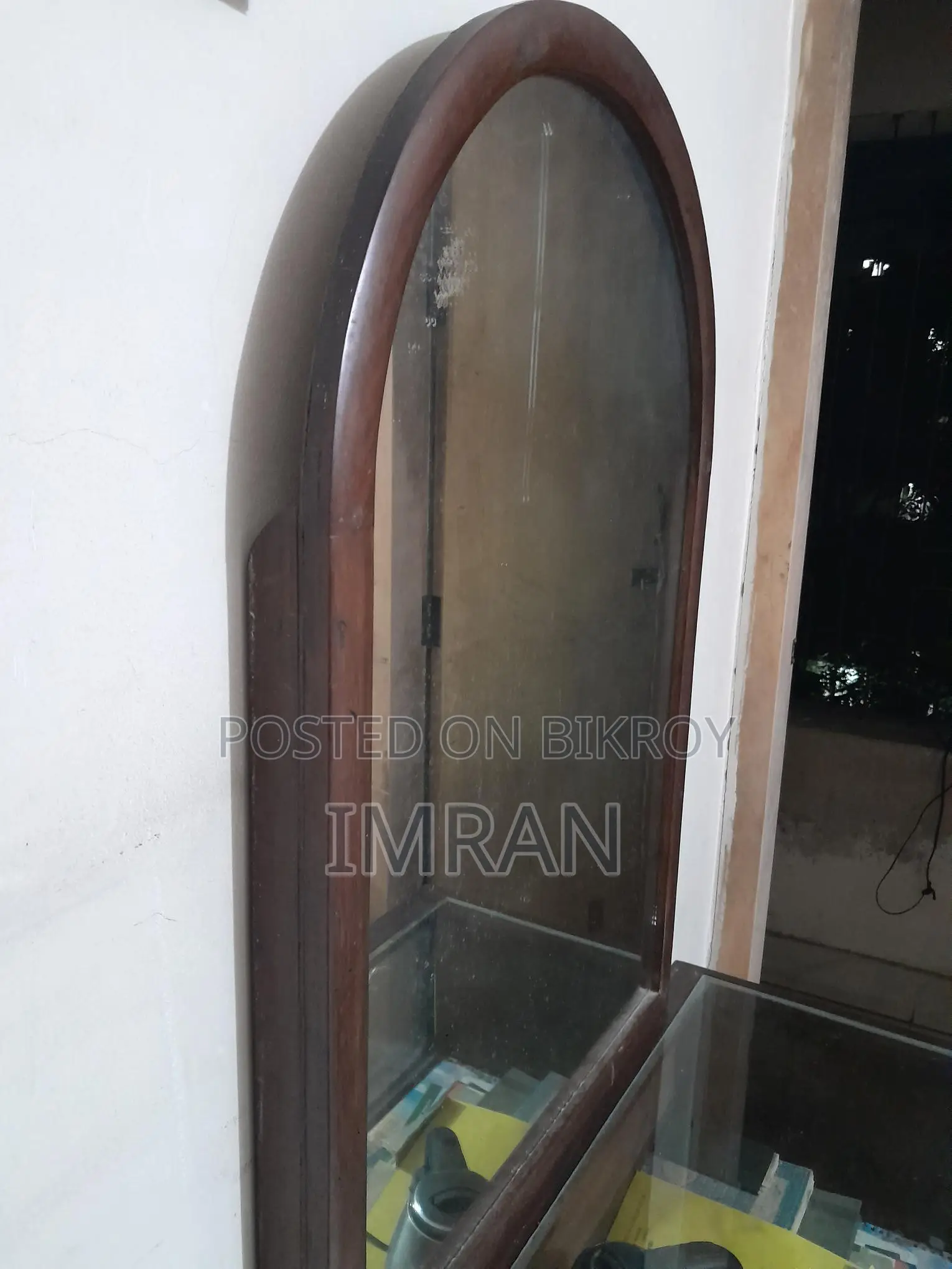 শিল করই কাঠ এর ড্রেসিং টেবিল