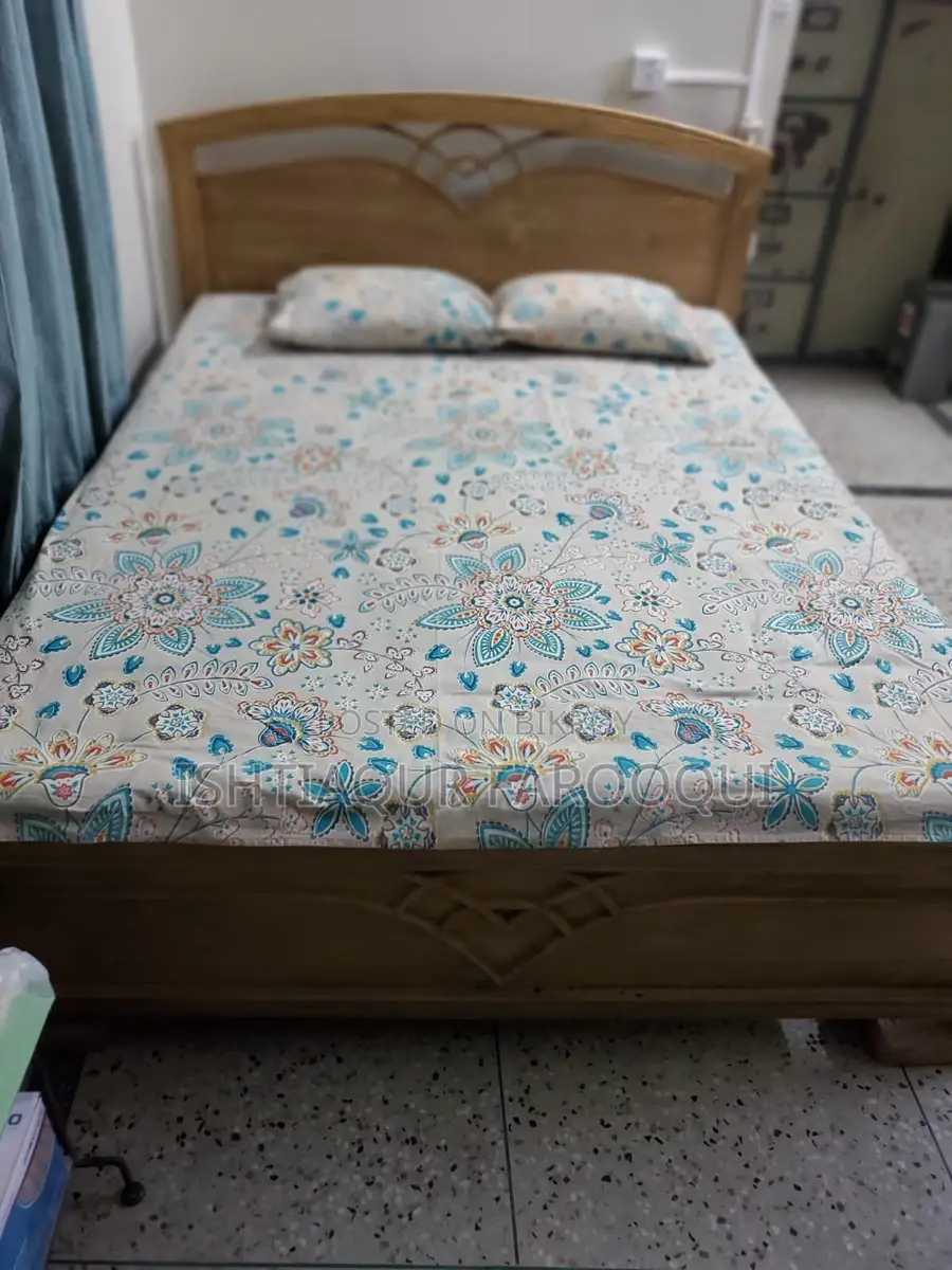 Bed in Excellent Condition