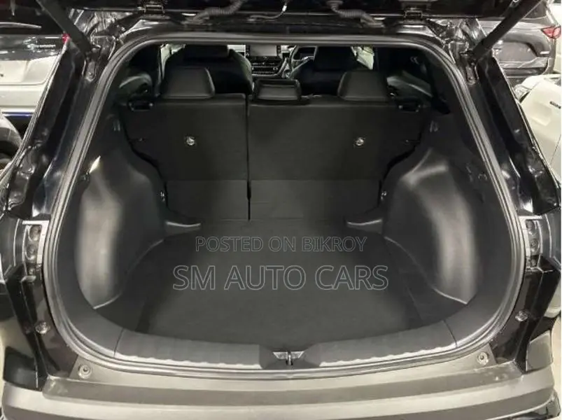 Toyota Corolla Cross Z Black Full Option 2023