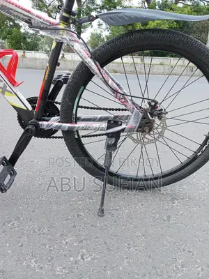 Bicycle in excellent condition, no issues.