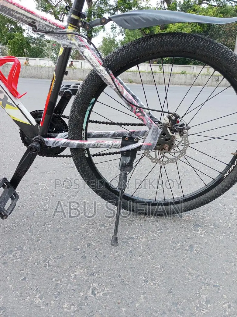 Bicycle in excellent condition, no issues.