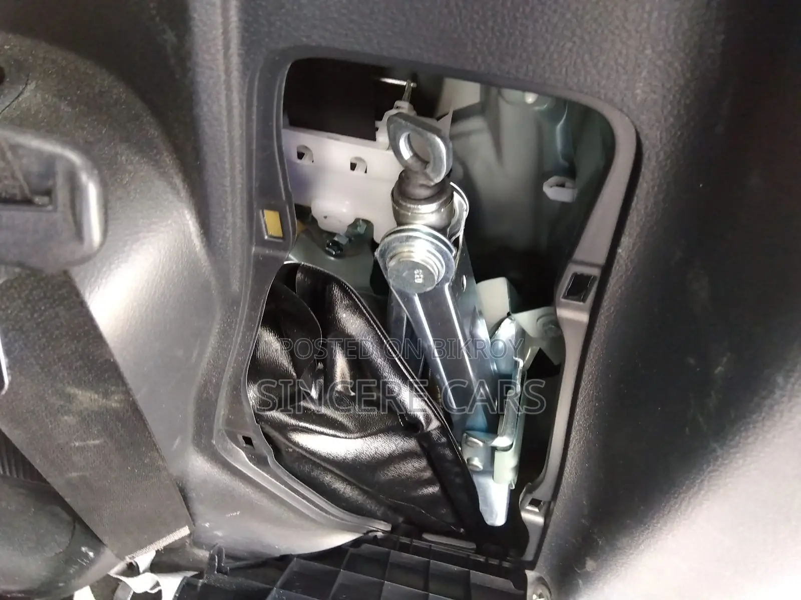 Toyota Sienta G PKG NON HYBRID 2020