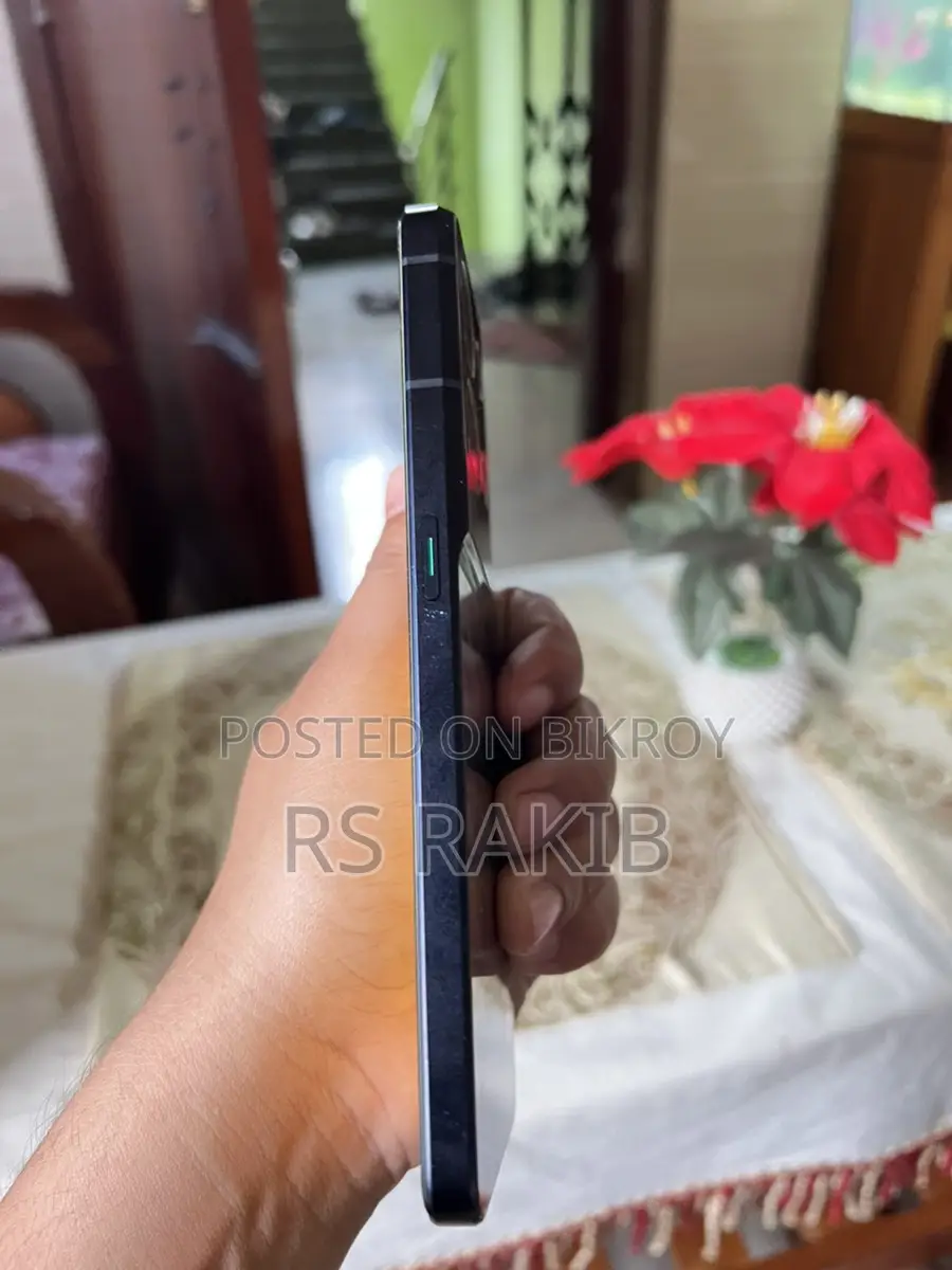 OPPO Reno8 Pro fresh condition (Used)