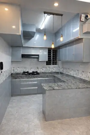 Luxury Furnished Flat 1470 sqft (with Parking)