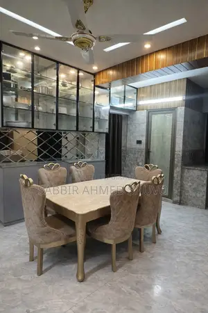 Luxury Furnished Flat 1470 sqft (with Parking)