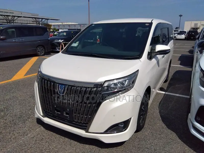 Toyota Esquire GI Premium 2020