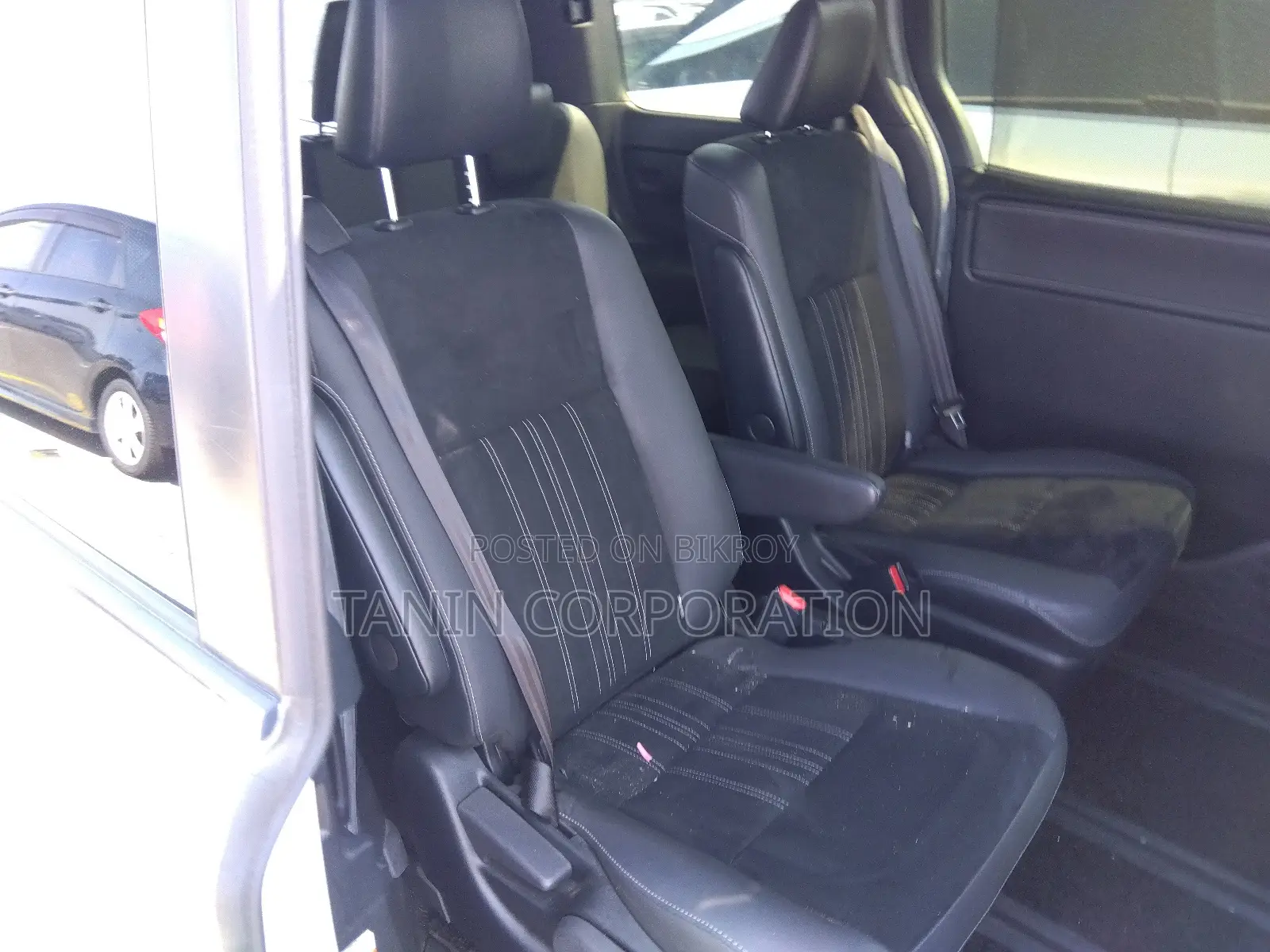 Toyota Esquire GI Premium 2020