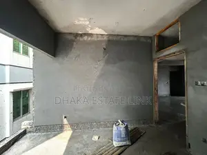 4bdrm Apartment in Banasree for Sale