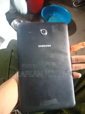 Samsung Galaxy Tab E (used)