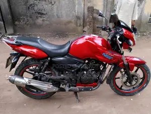 TVS Apache RTR . 2012