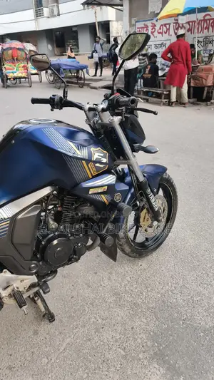 Yamaha FZs V2 . 2022