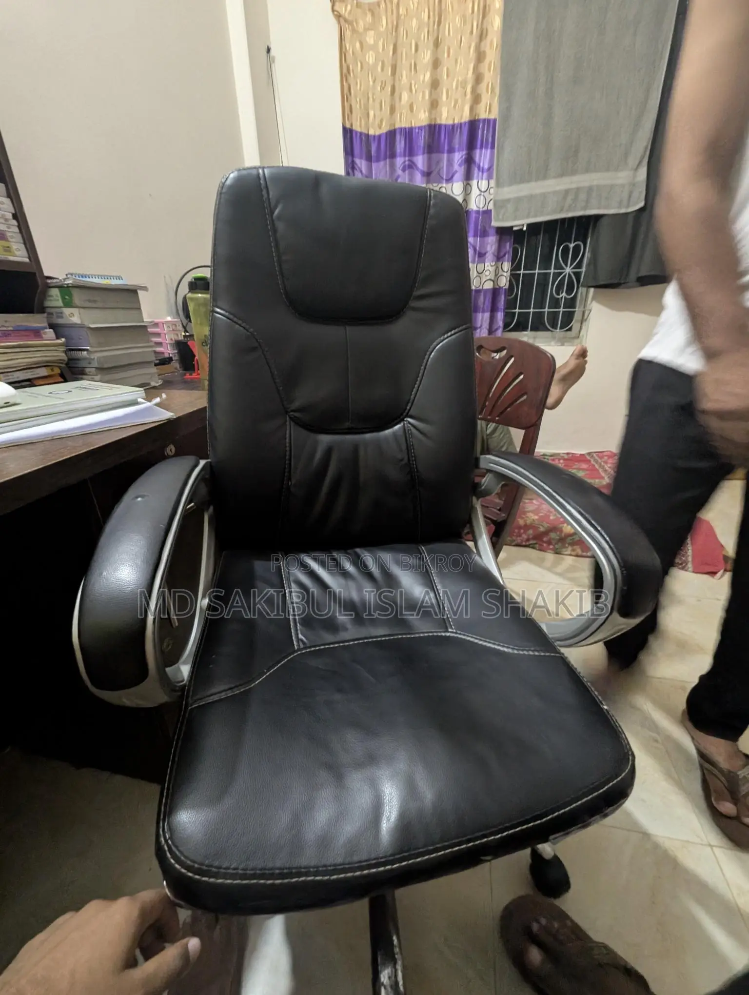 চেয়ার বিক্রয়