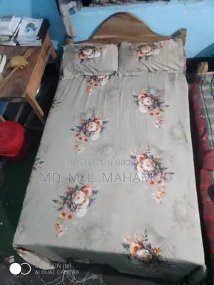 4ft/6ft Wooden Bed, Completely Good, Almost Brand New