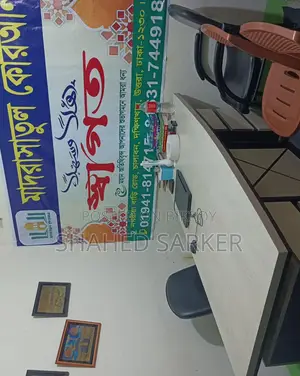 Office Table / Desk for Sale. High-quality large desk.