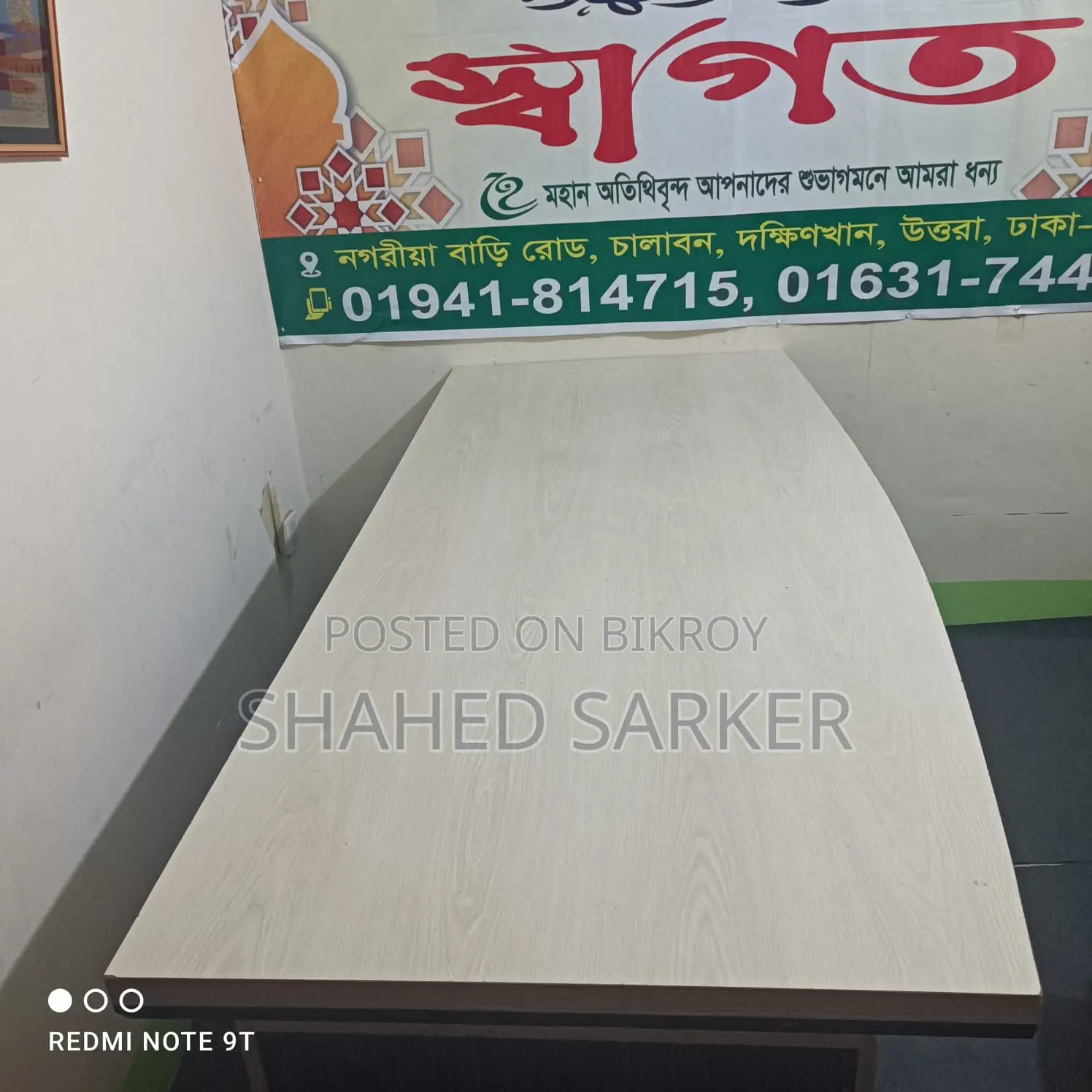 Office Table / Desk for Sale. High-quality large desk.
