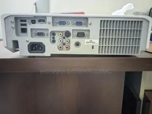 Hitachi Cp X3030wn Projector 3200 Lumens