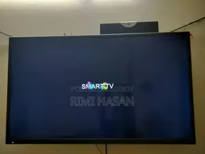 Selling a 43" Walton Smart TV