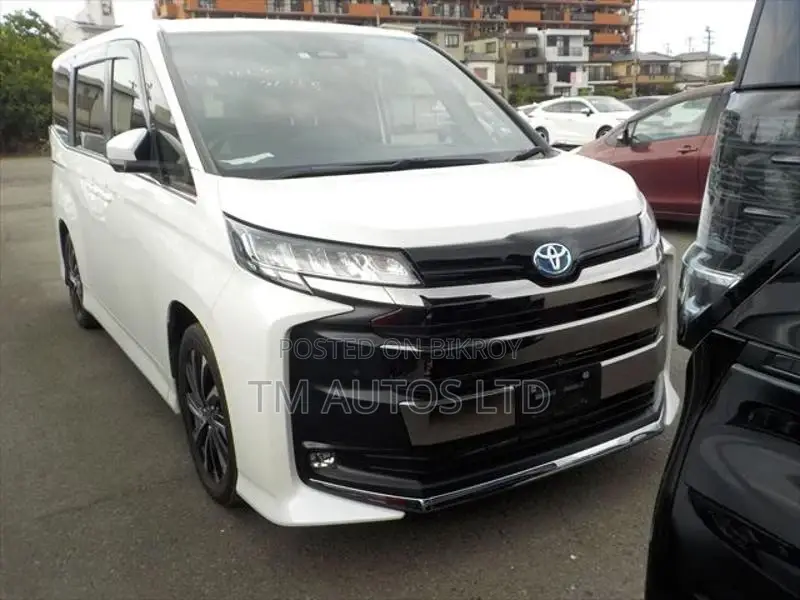 Toyota Noah S-Z PKG 4.5 PEARL 2023