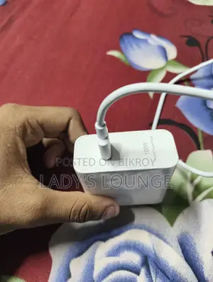 Honor 200 100 watt charger